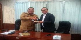 Dari MoU hingga Kue Ulang Tahun, Momen Hangat Rektor UIN Gus Dur di Blora