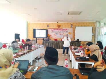 Mubadalah Gandeng PSGA UIN Gus Dur  dalam Pelatihan Menulis Populer dan Literasi Media Sosial