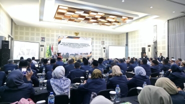 ICONIE 2026 Hari Kedua Bahas Pendidikan Humanis di Era AI, UIN Gus Dur Perkuat Kolaborasi Global