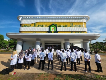 Apel Pagi Perdana di Gedung Rektorat Baru, Rektor UIN Gus Dur Tekankan Peningkatan Layanan