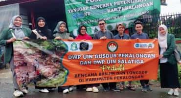 DWP UIN Gusdur dan DWP UIN Salatiga Salurkan Bantuan untuk Korban Bencana Alam di Kabupaten Pekalongan