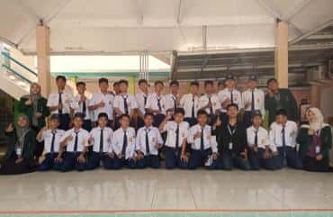 Mahasiswa KKN Kelompok 19 UIN Gus Dur Pekalongan Adakan Sosialisasi tentang Kenakalan Remaja Bagi Siswa Mts Nurul Huda
