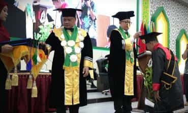 UIN Gus Dur Pekalongan Sukses Gelar Wisuda Magister ke-21 dan Sarjana ke-49 Luluskan 1322 Mahasiswa