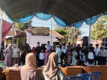 Peserta KKNMB Kelompok 6  Sukses Gelar Acara Muharraman dan Santunan Bagi Anak Yatim Piatu Desa Babakan Mulya Dusun Cirabak, Kuningan