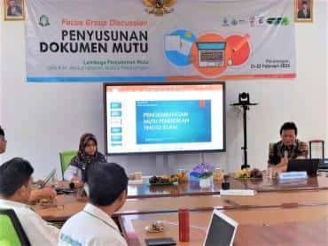 Narasumber FGD Penyusunan Dokumen Mutu Ingatkan Komitmen Mutu Tanggung Jawab Semua Level