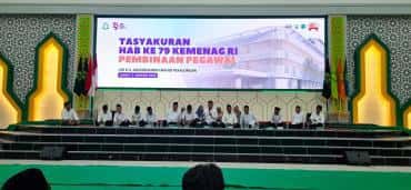 Peringati Hari Amal Bakti Kemenag RI ke-79, UIN Gus Dur Gelar Tasyakuran dan Pembinaan Pegawai